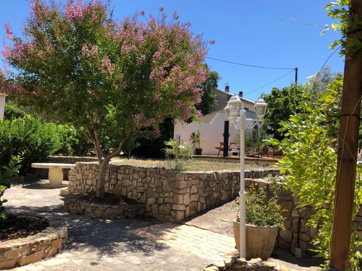 Holiday home Climatise Avec Piscine Sur Les Hauteurs De