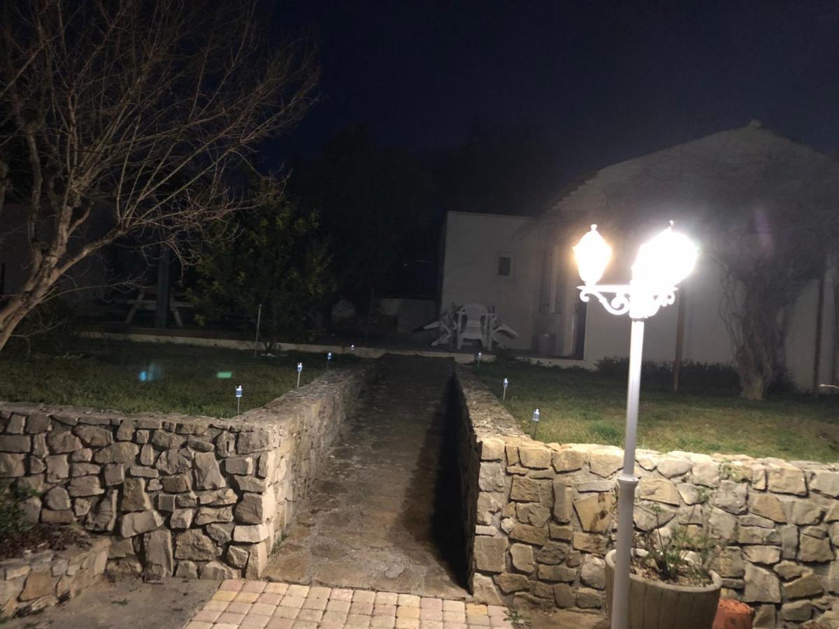 Climatise Avec Piscine Sur Les Hauteurs De Holiday home Bollene