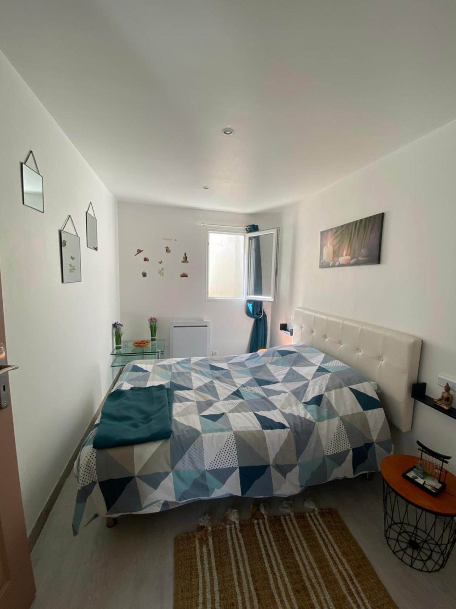Holiday home Climatise Avec Piscine Sur Les Hauteurs De